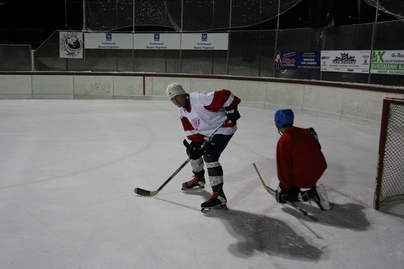 gal/Eishockeyspiel in Toblach/2008-02-02 SVR Eishockey 041.jpg